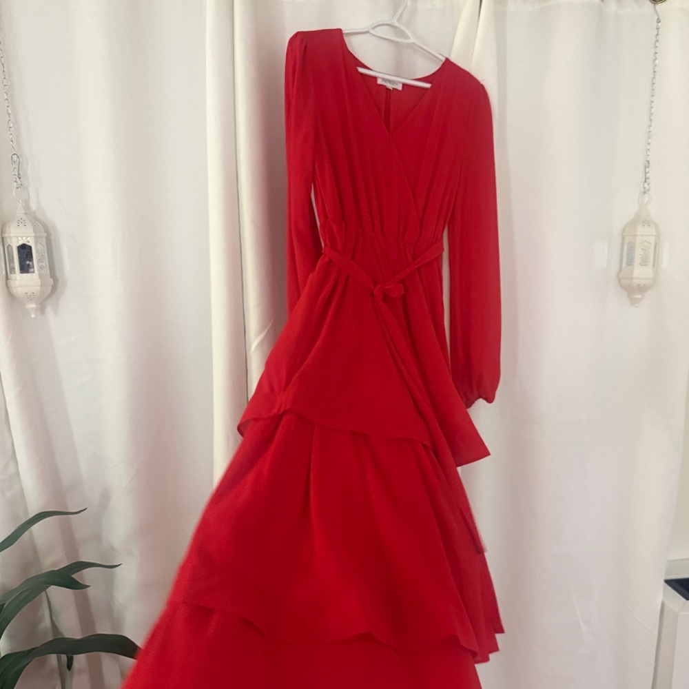 Elegant Red Long Sleeve Ruffle Maxi Dress - Picture 6 of 13